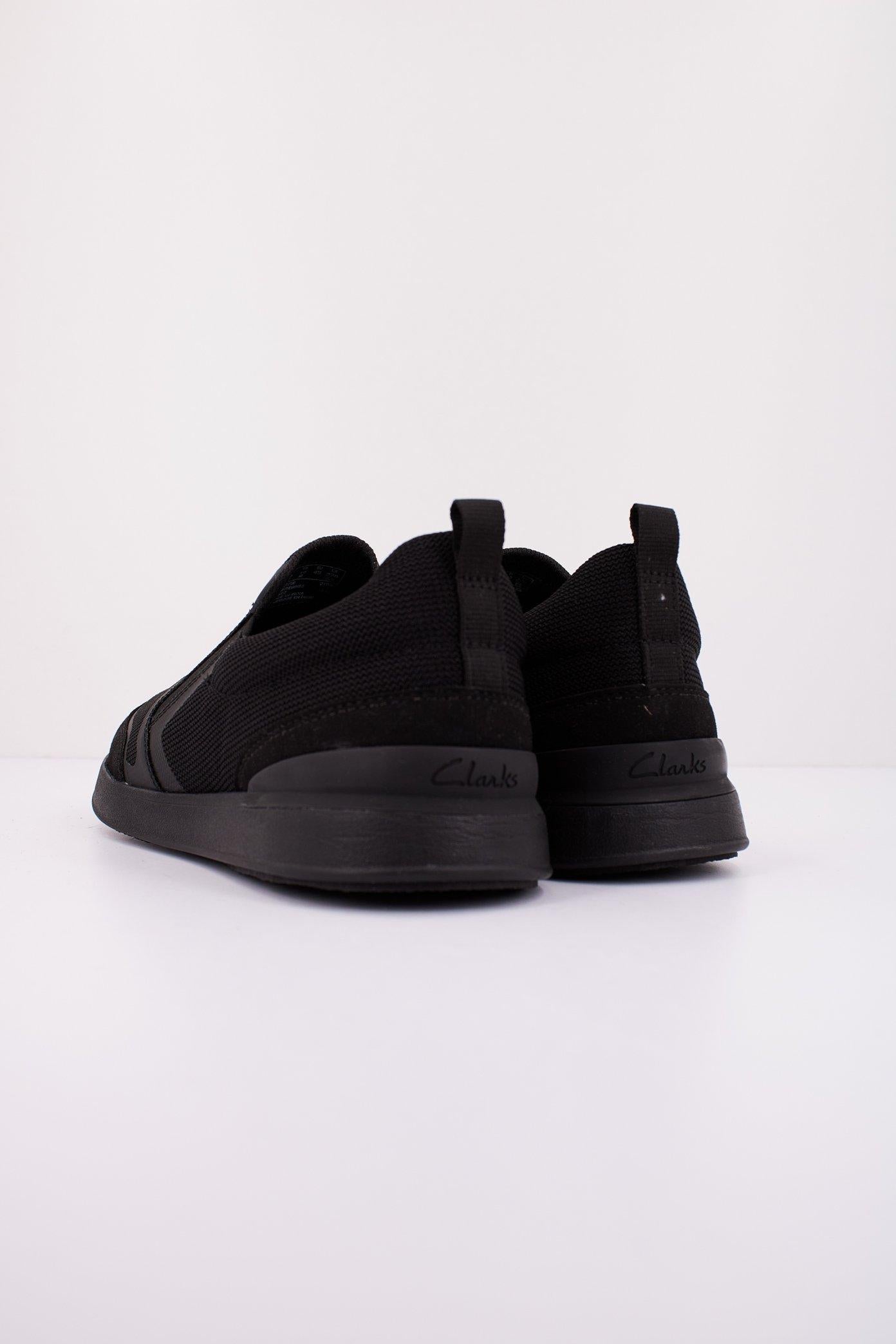 CLARKS LT EASE en color NEGRO  (3)