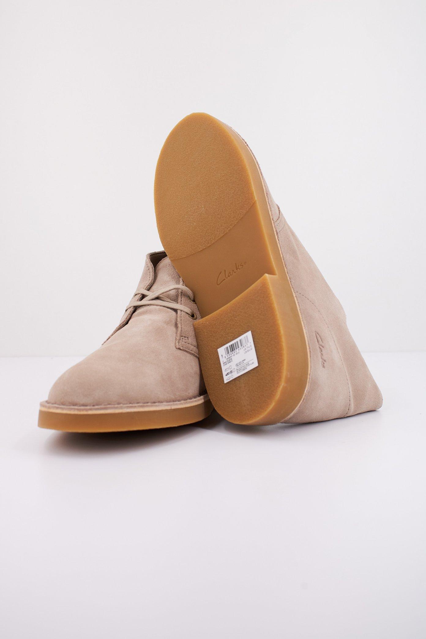 CLARKS DESERT BT EVO en color MARRON CLARO  (5)