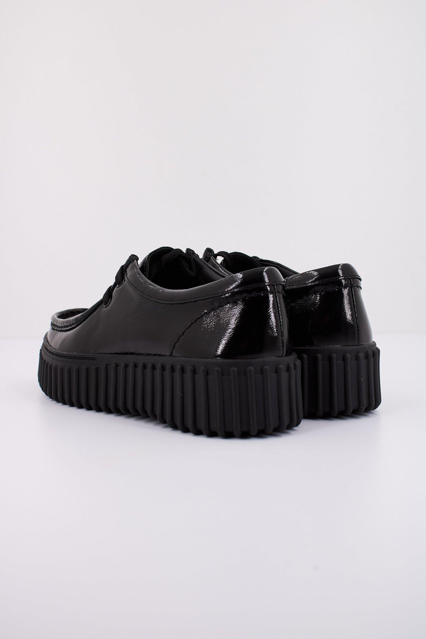 CLARKS TORHILL BEE en color NEGRO  (4)