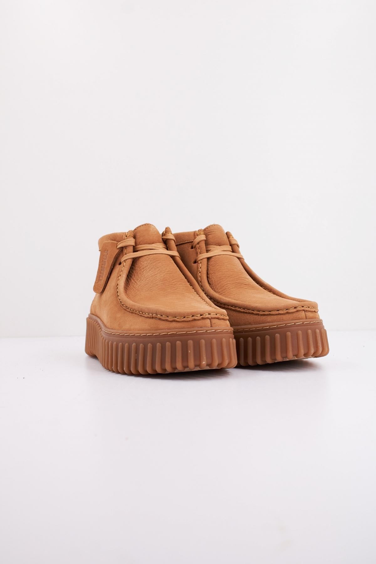 CLARKS TORHILL MOSS en color MARRON CLARO  (2)