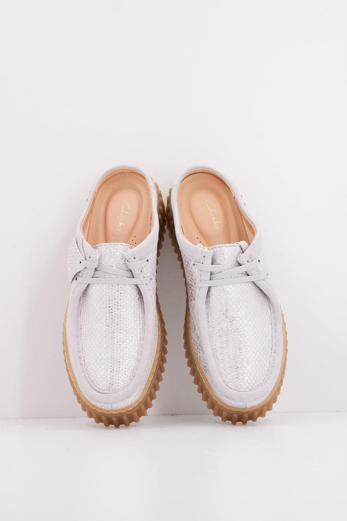 CLARKS  TORHILL MULE en color PLATA  (3)