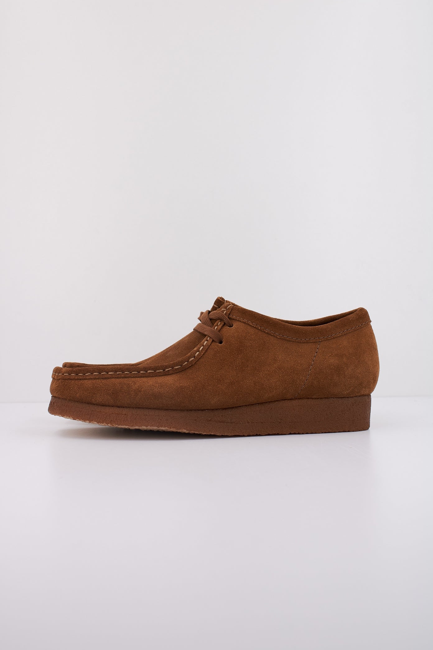 CLARKS WALLABEE en color MARRON  (1)