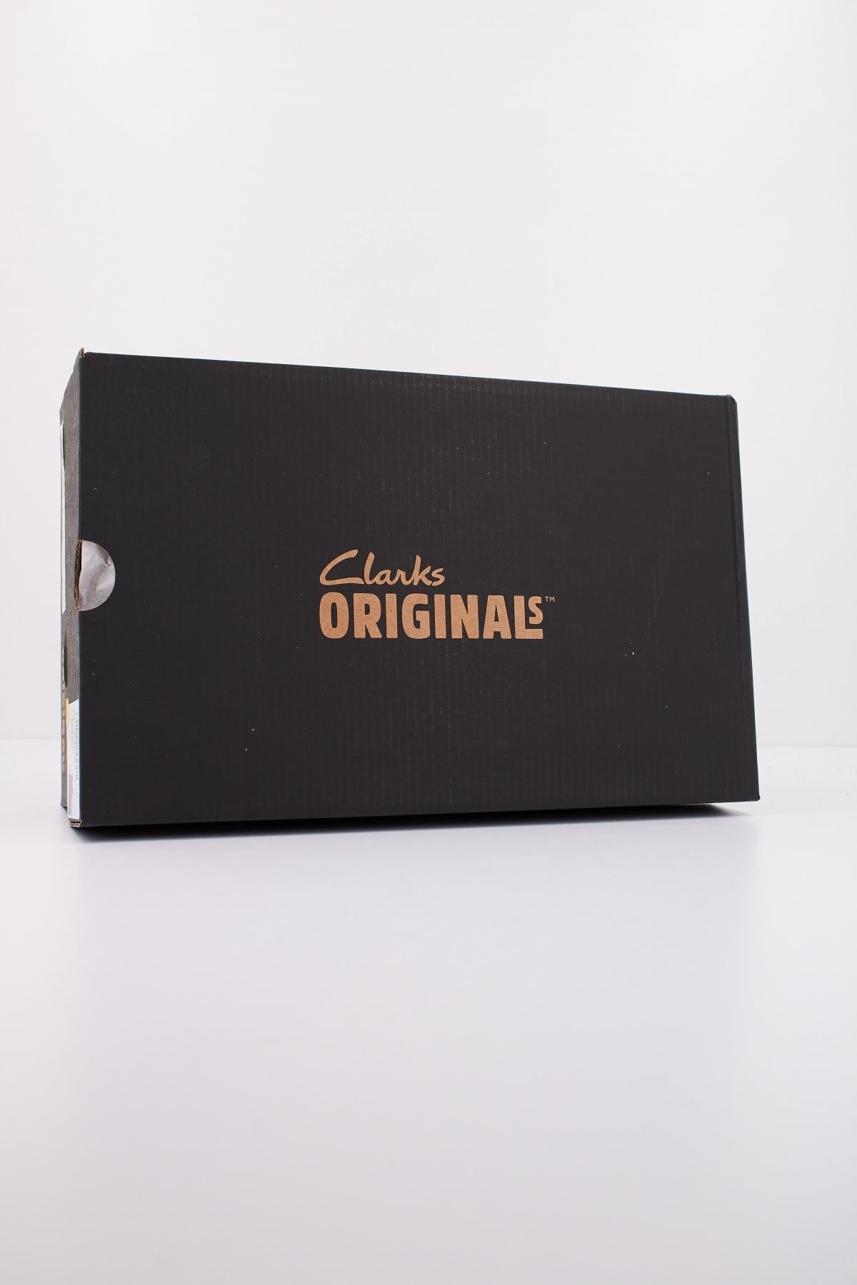 CLARKS WALLABEE en color NEGRO  (6)