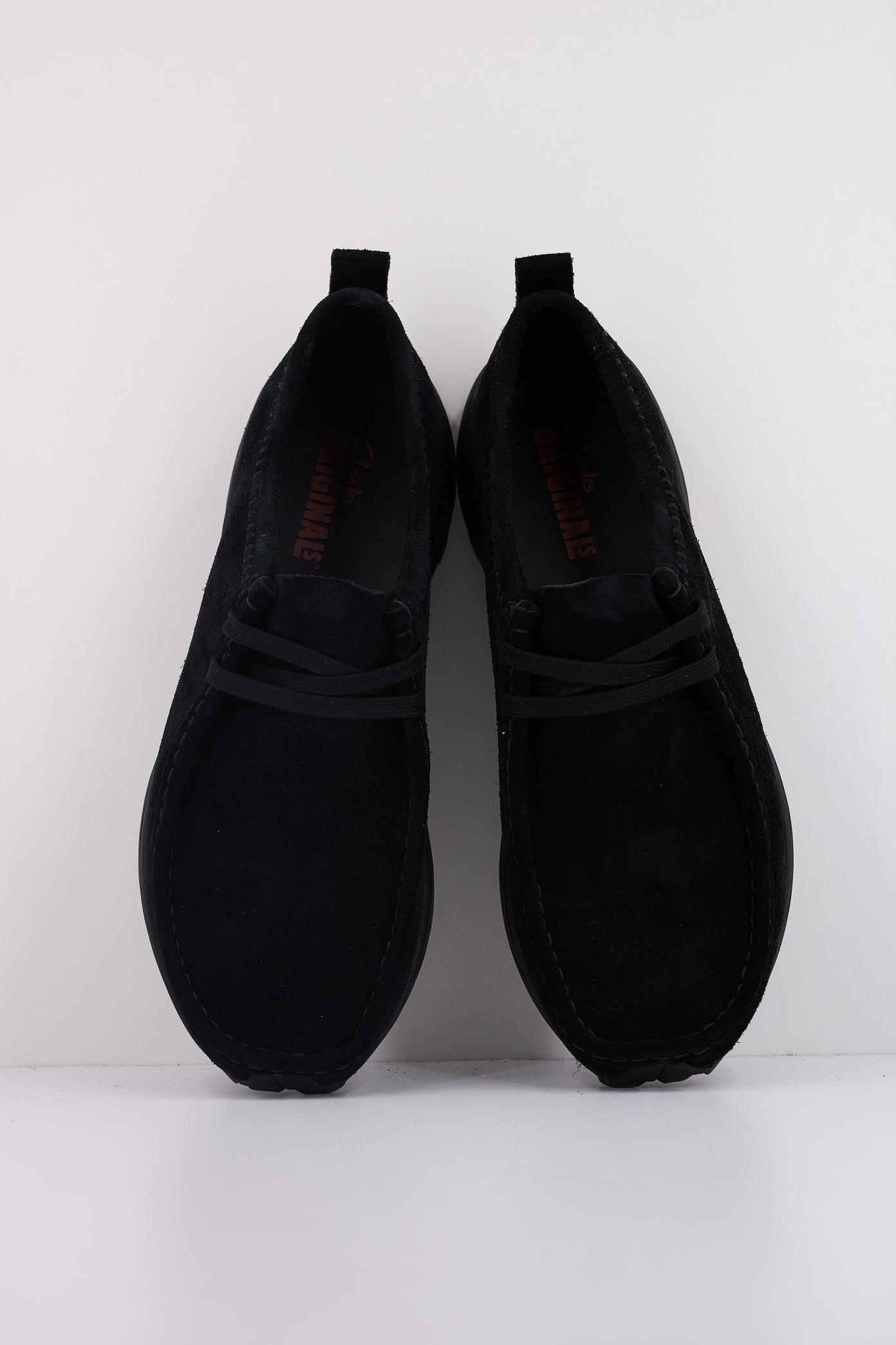 CLARKS WALLA EDEN LO en color NEGRO  (3)