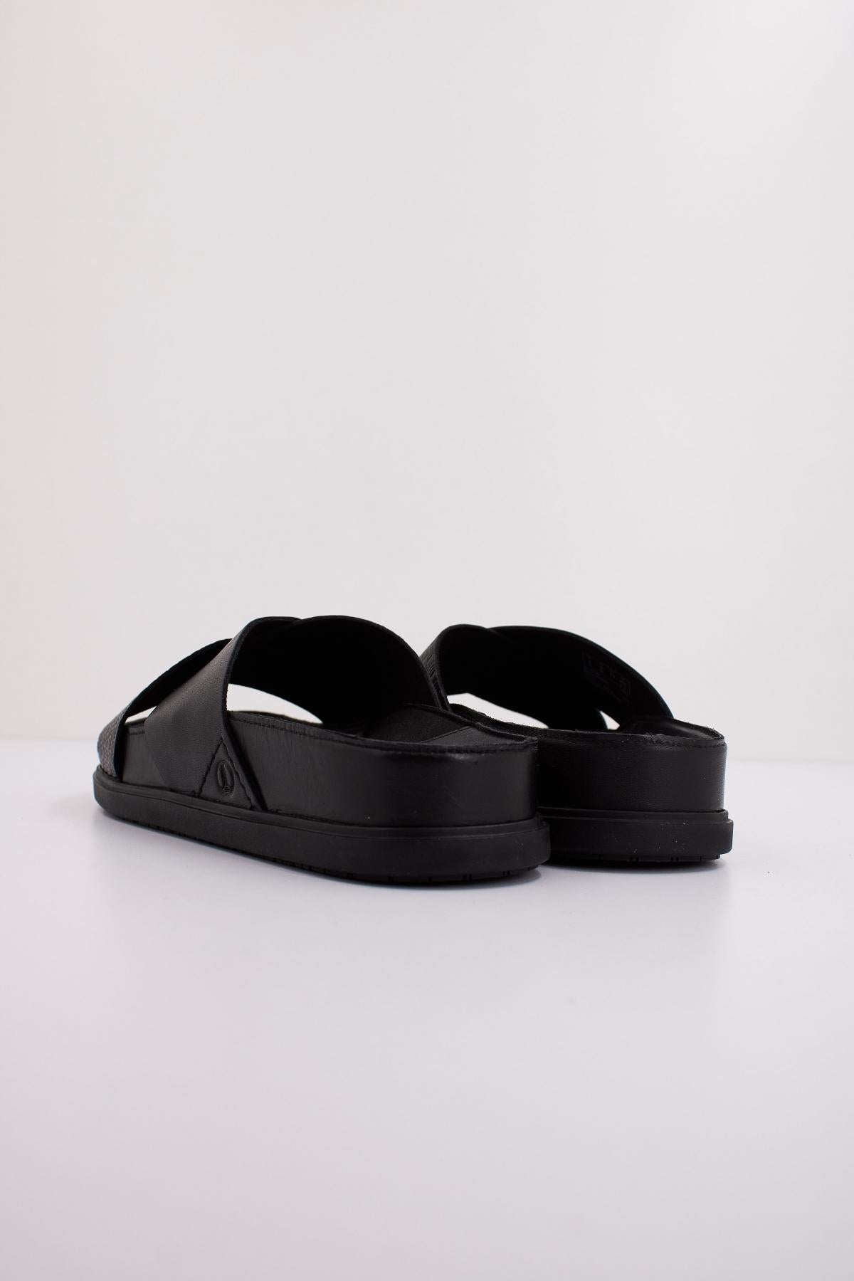 CLARKS TORFORD CROSS en color NEGRO  (4)