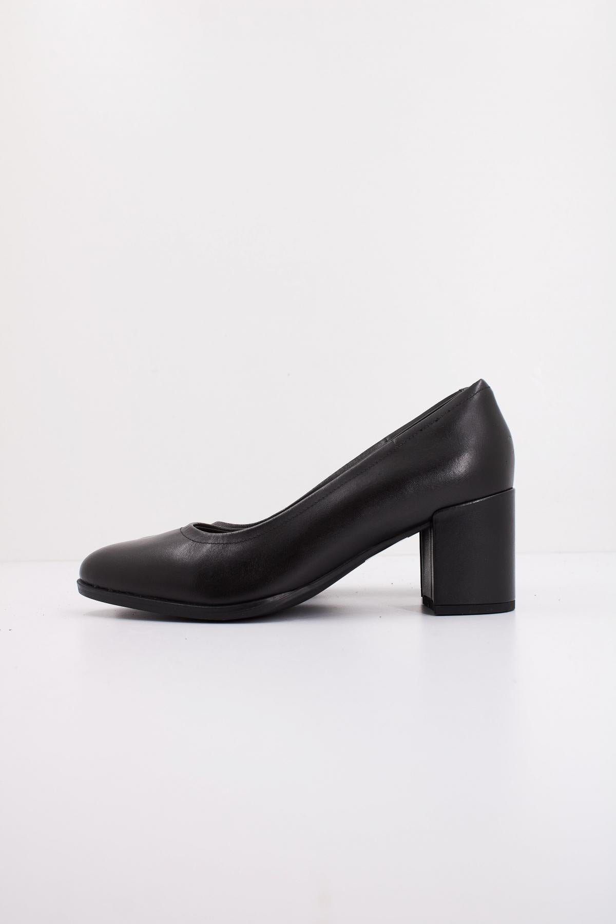 CLARKS FREVA COURT en color NEGRO  (1)