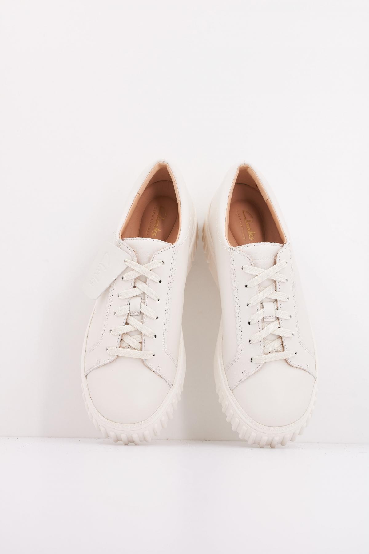 CLARKS MAYHILL WALK en color BLANCO  (3)