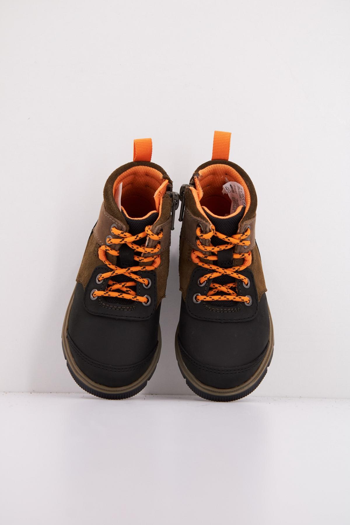CLARKS LORCAM HIKE T COMBI en color VERDE  (3)