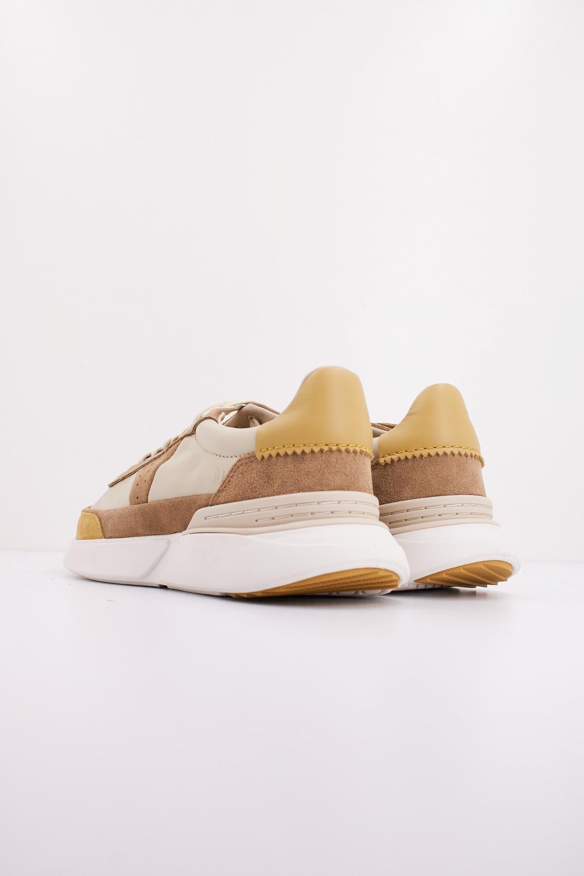 CLARKS CRAFT PACE en color MARRON  (4)