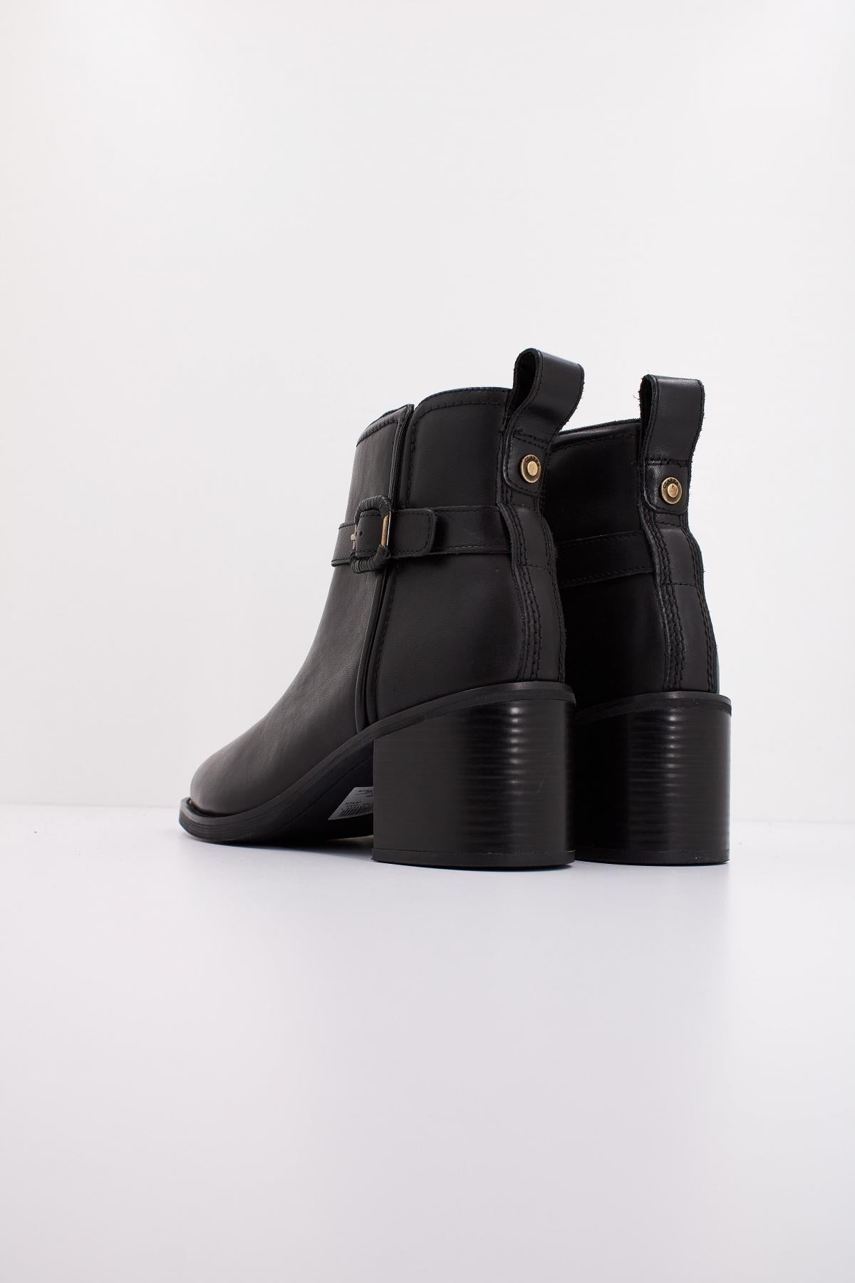 CLARKS CHAMBERLY TRIM en color NEGRO  (4)