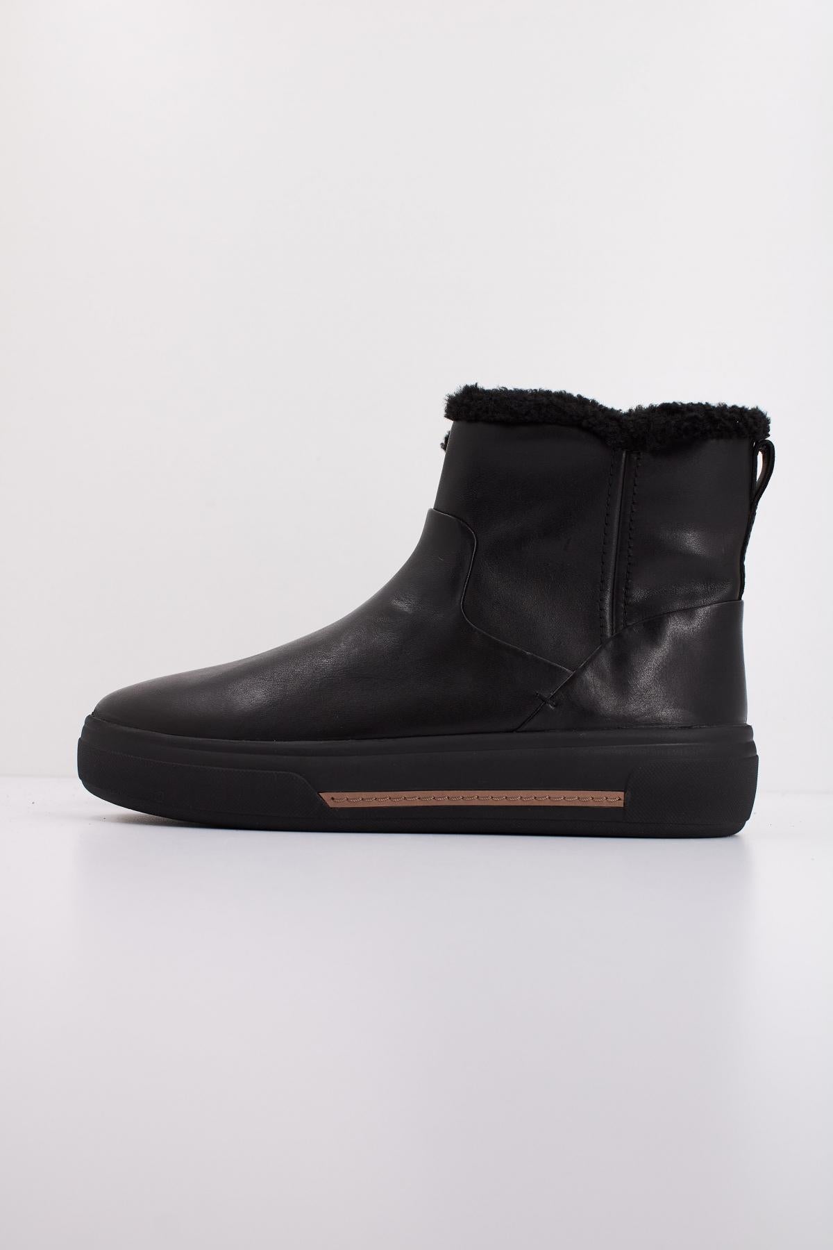 CLARKS HOLLYHOCK LANE en color NEGRO  (1)