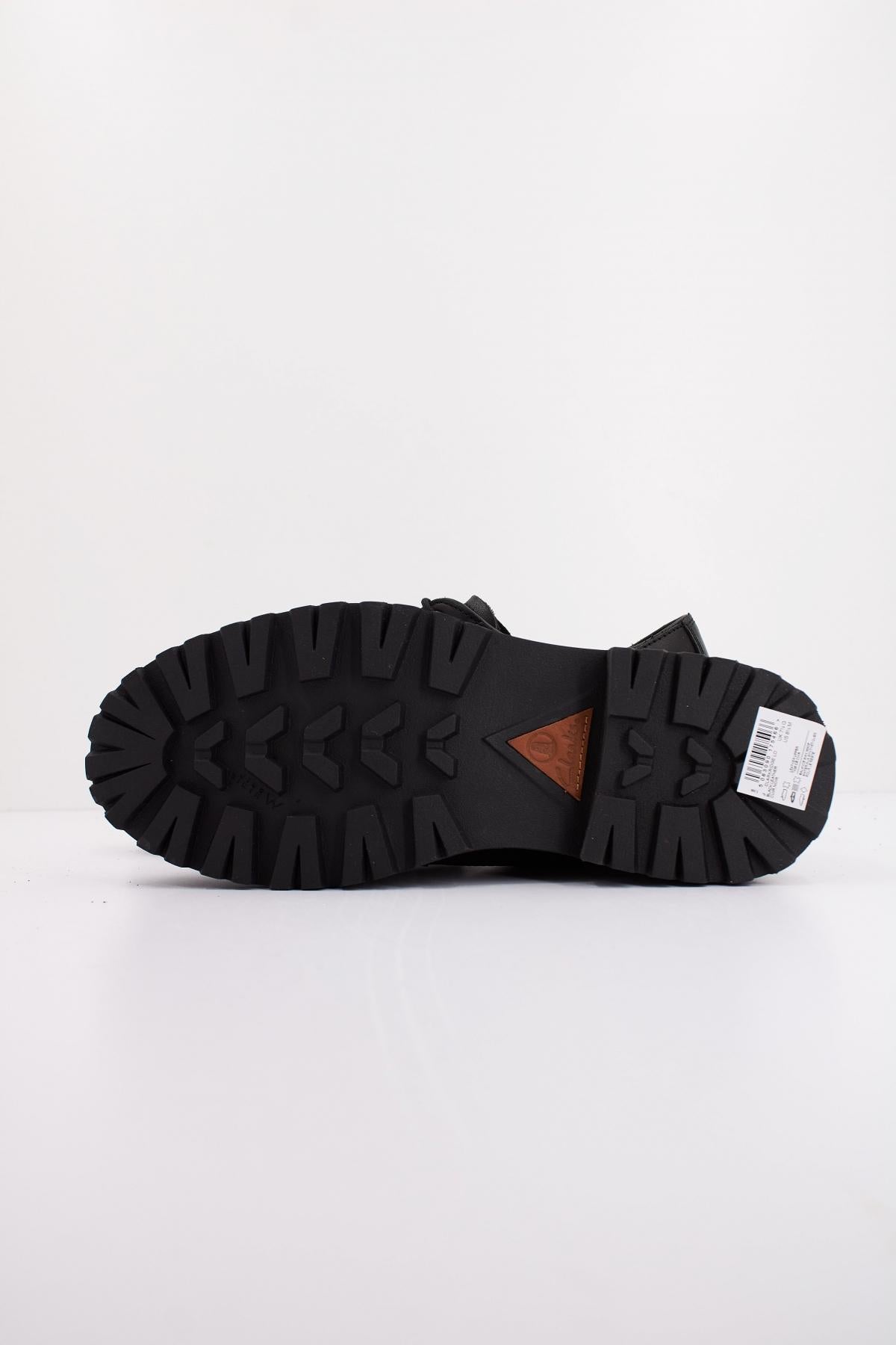 CLARKS RIDGE LO en color NEGRO  (5)