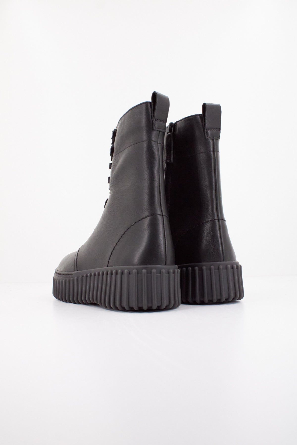 CLARKS TORHILL STYLE en color NEGRO  (4)