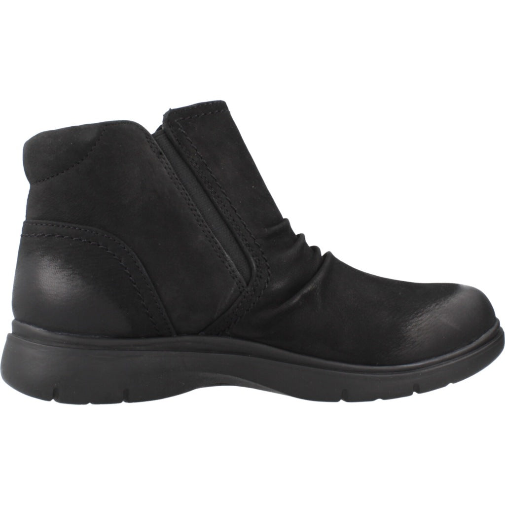 CLARKS CERTINA RUBY en color NEGRO  (4)