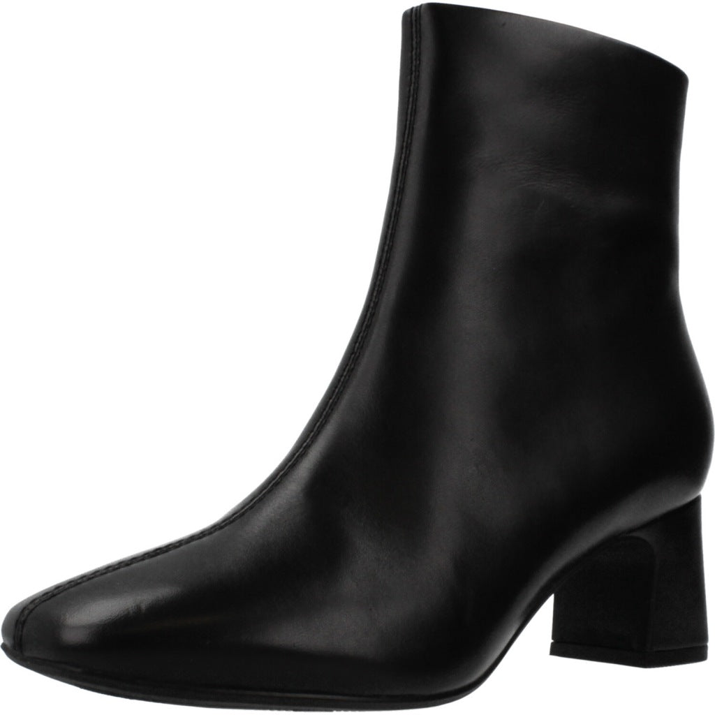 CLARKS FERNIE ZIP en color NEGRO  (1)