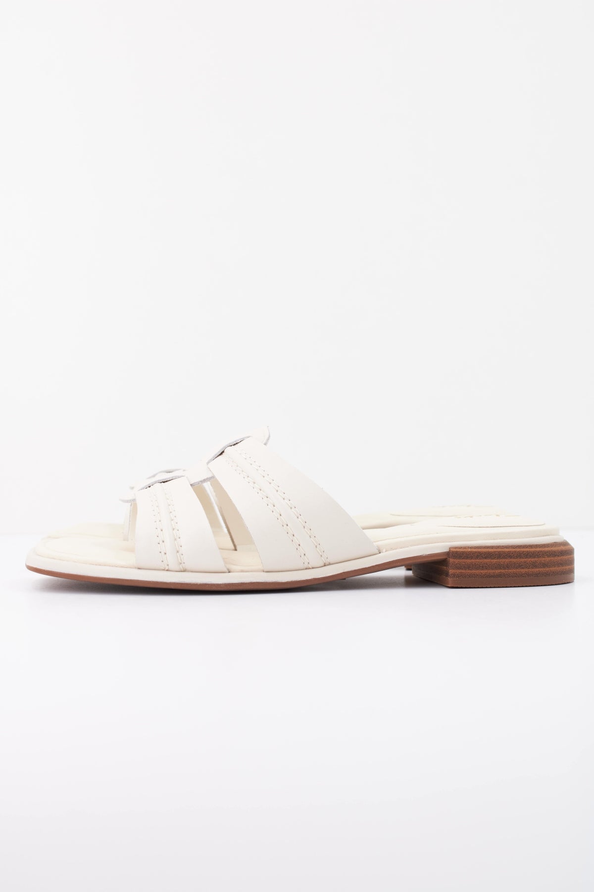 CLARKS ARIANY MULE en color BLANCO  (1)