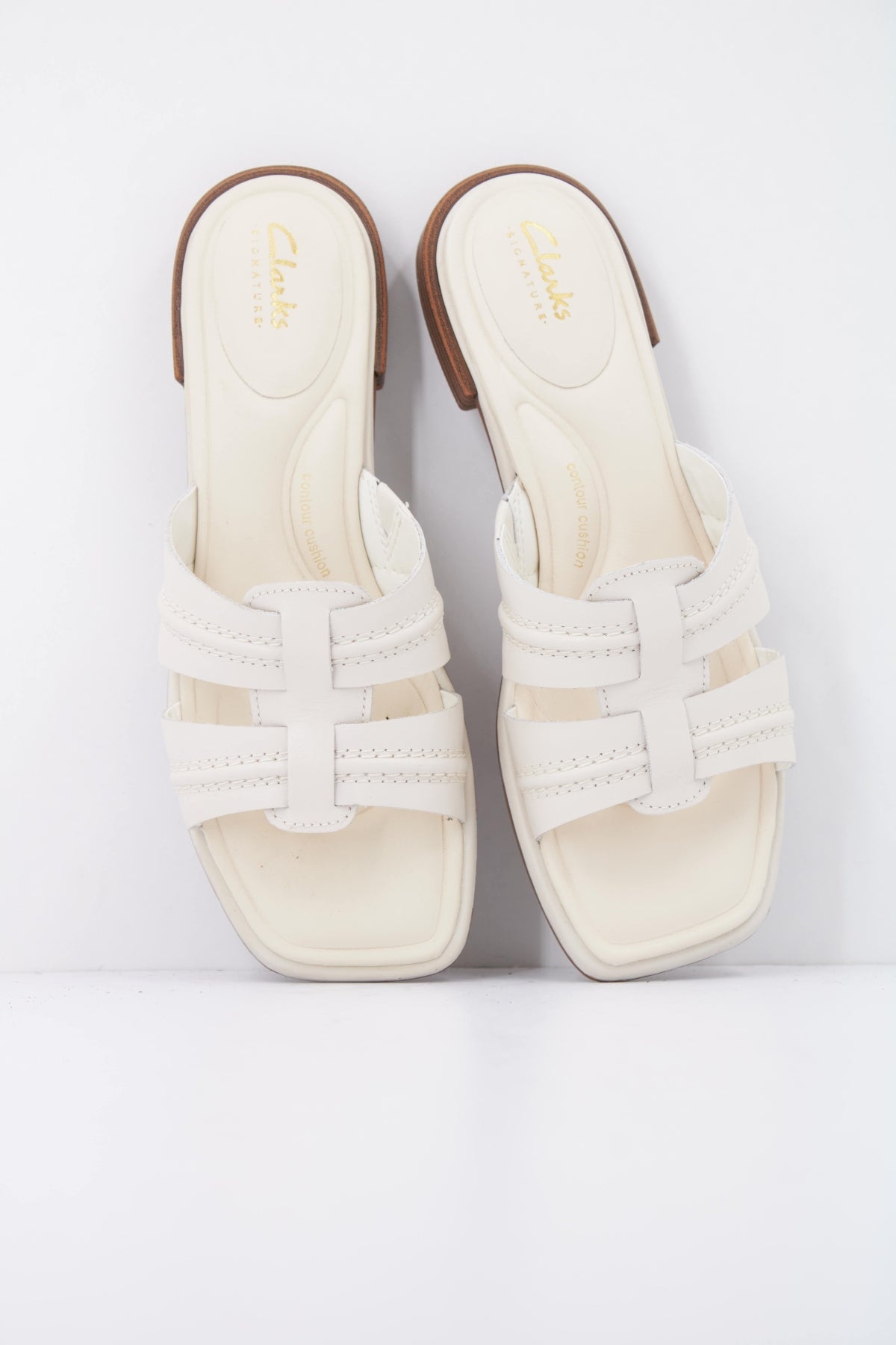 CLARKS ARIANY MULE en color BLANCO  (3)