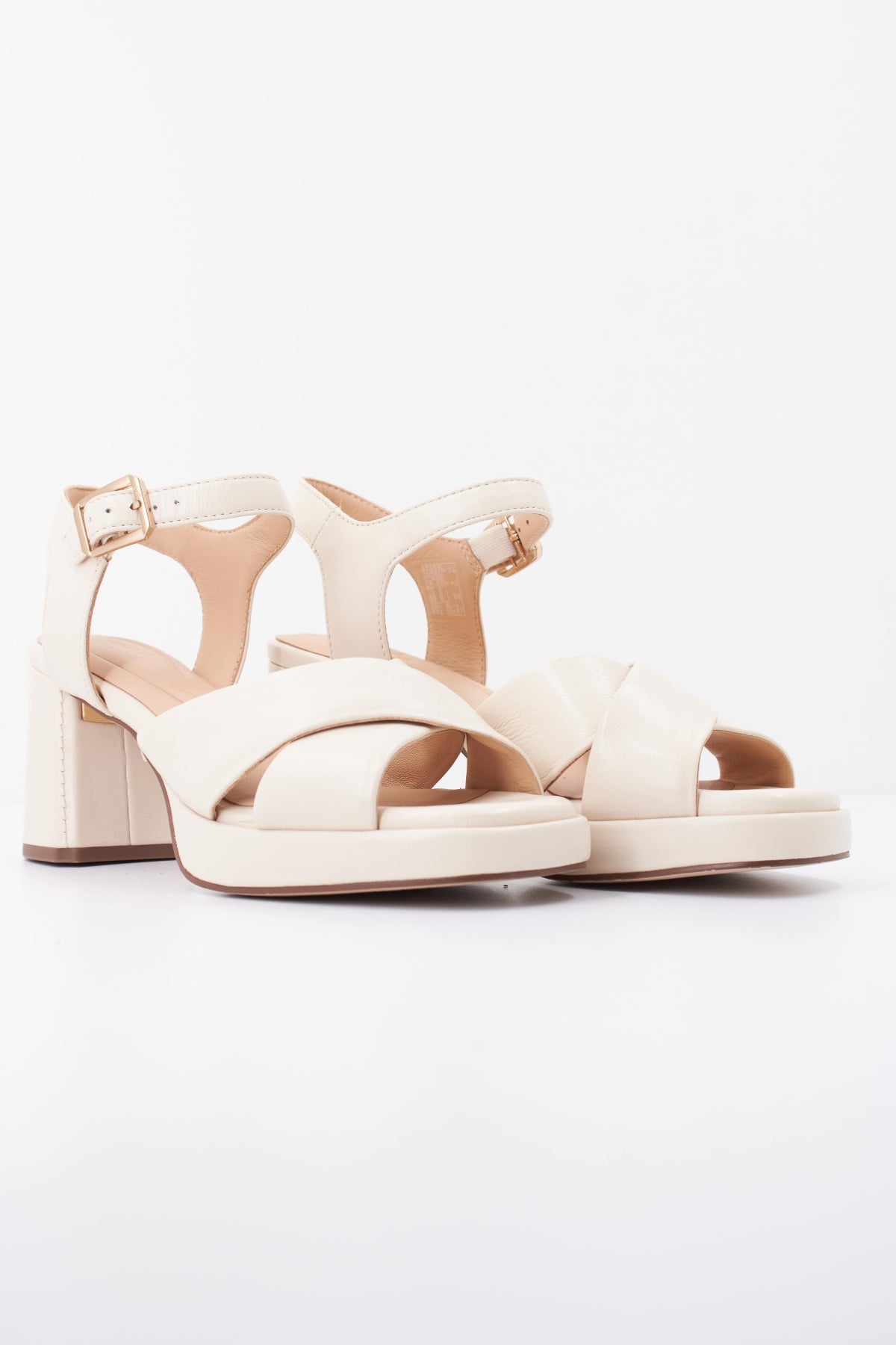 CLARKS C  en color NUDE  (2)
