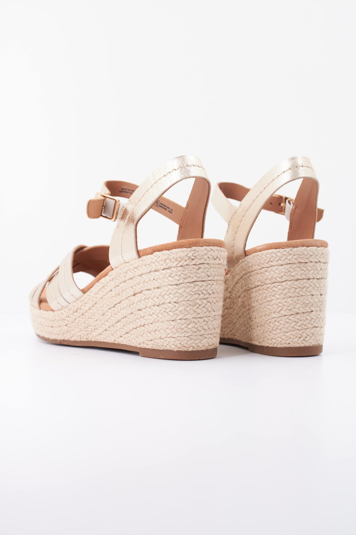 CLARKS SABINA STRAP en color ORO  (4)