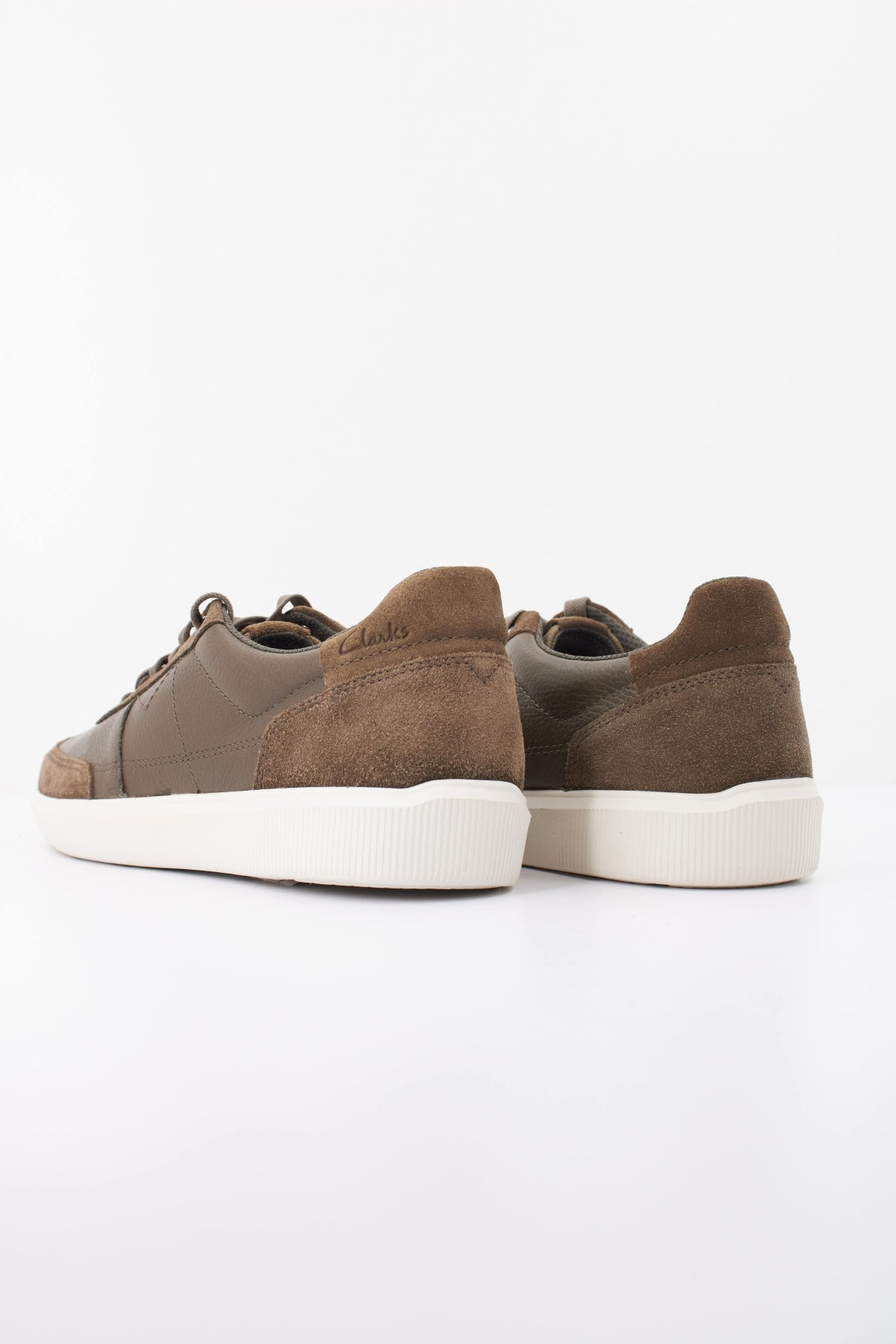 CLARKS BRODIN LO en color VERDE  (4)