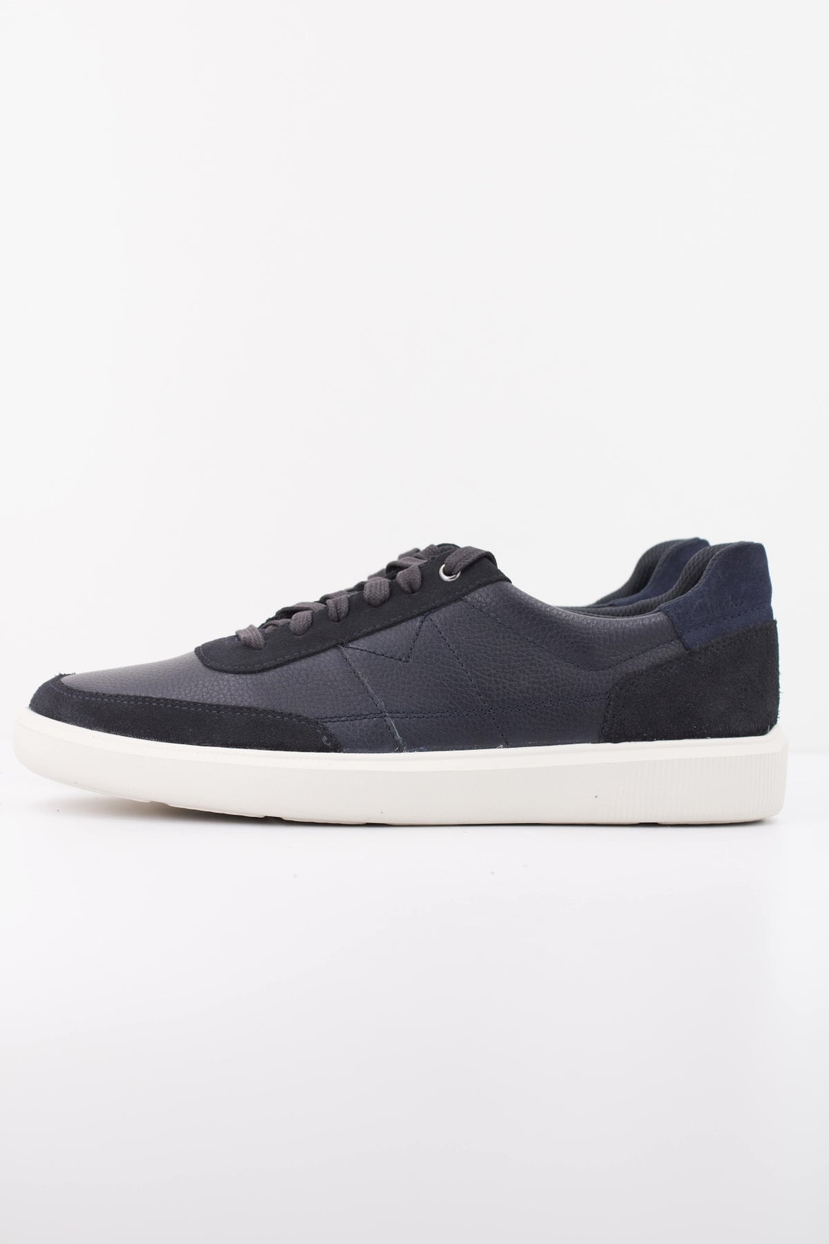 CLARKS BRODIN LO en color AZUL  (1)