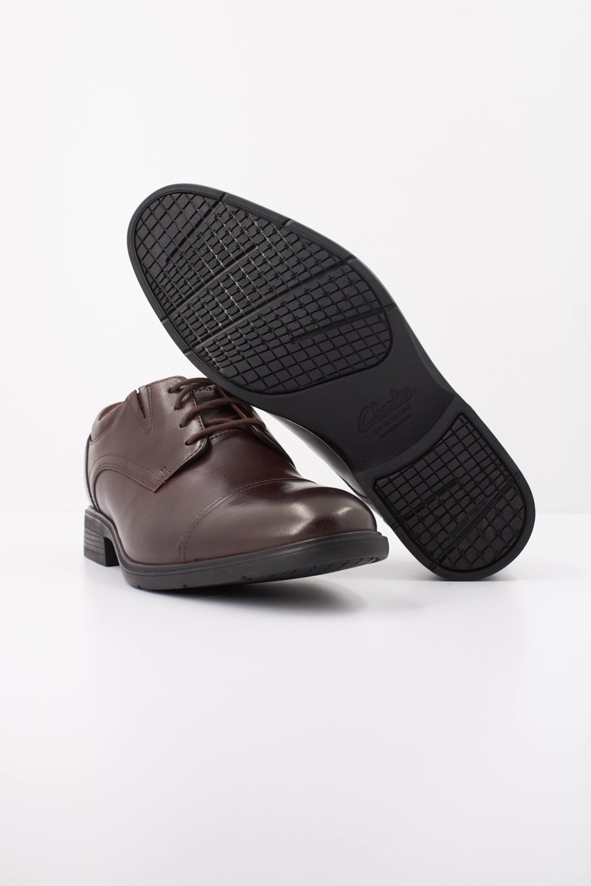 CLARKS  en color MARRON  (5)