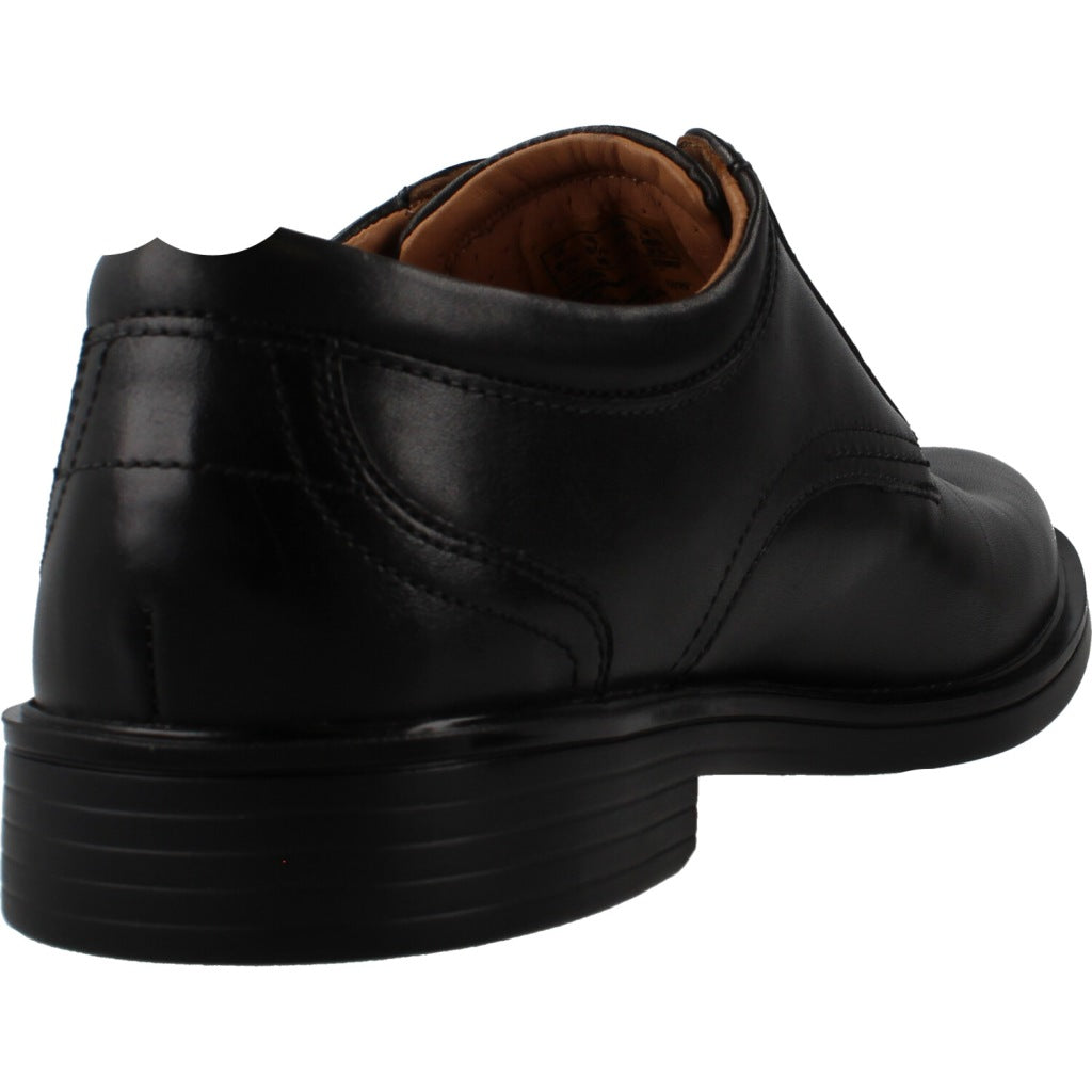 CLARKS C UN ALDRIC LACE en color NEGRO  (3)