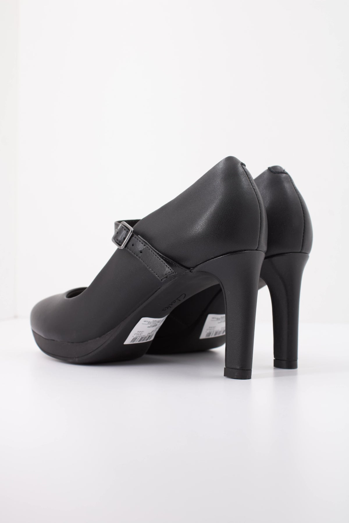 CLARKS C AMBYR SHINE en color NEGRO  (4)