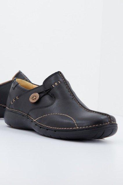 CLARKS UN LLOP en color NEGRO  (1)