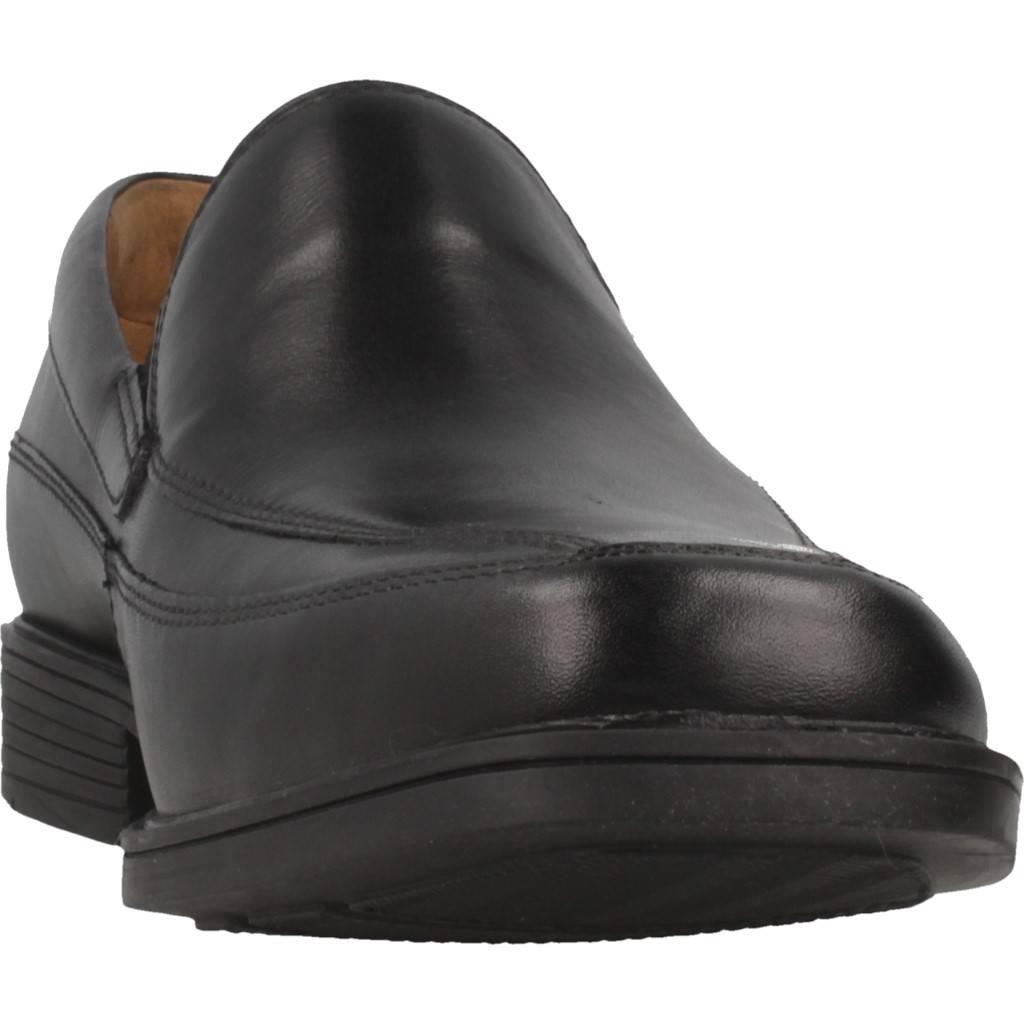 CLARKS TILDEN FREE en color NEGRO  (6)