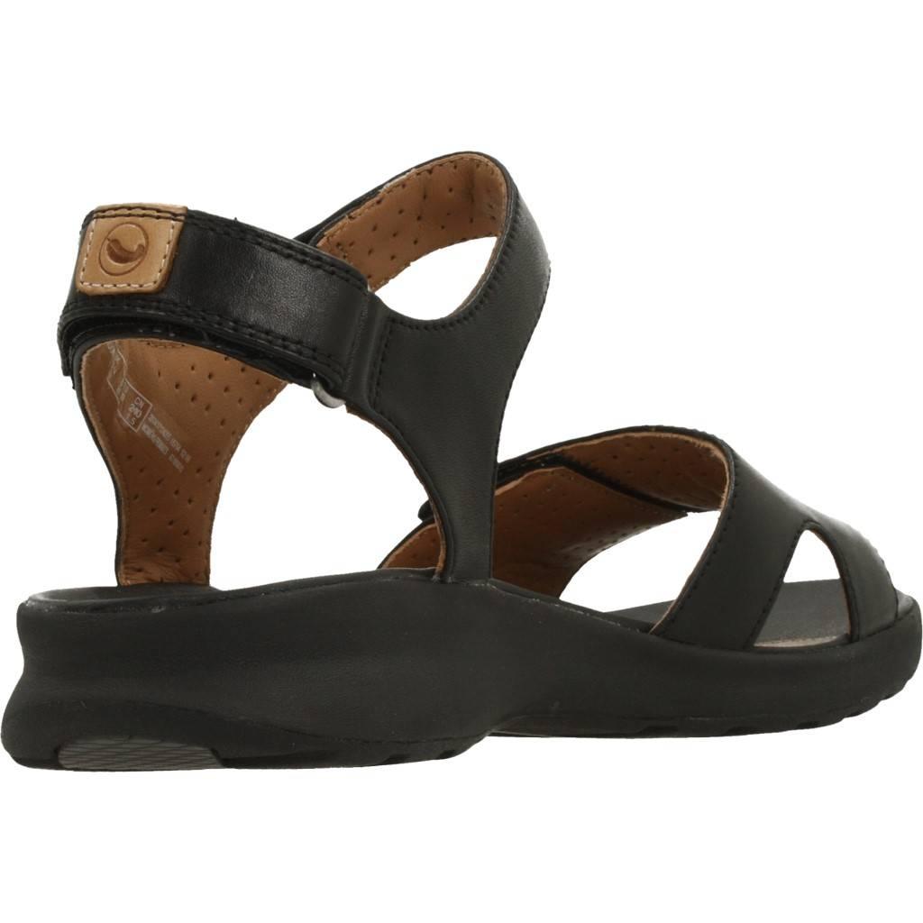 CLARKS  UN ADORN CALM BLACK LEATHE en color NEGRO  (3)