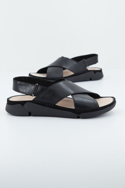 CLARKS TRI ALEXIA BLACK en color NEGRO  (3)