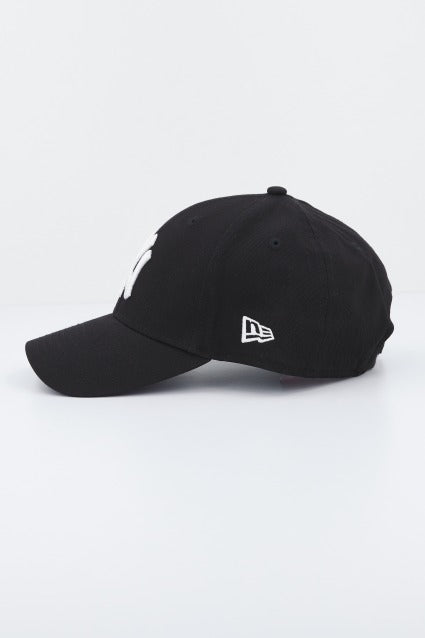 NEW ERA LEAG BASIC NEYYAN en color NEGRO  (2)