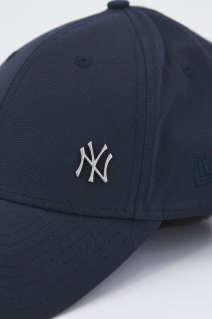 NEW ERA MLB FLAWLESS LOGO BASIC  en color AZUL  (4)