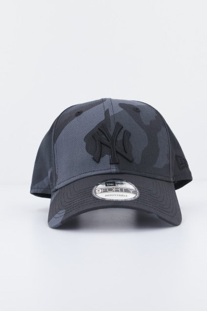 NEW ERA LEAGUE ESSENTIAL  NEYYA en color GRIS  (1)
