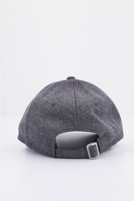 NEW ERA TECH JERSEY FORTY  en color GRIS  (3)