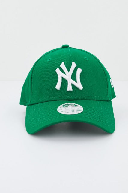NEW ERA  LEAGUE ESS FORTY NEY en color VERDE  (1)