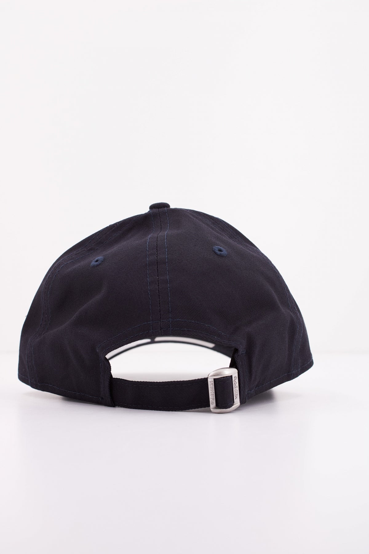 NEW ERA  LEAGUE ESSENTIAL FORTY en color AZUL  (3)