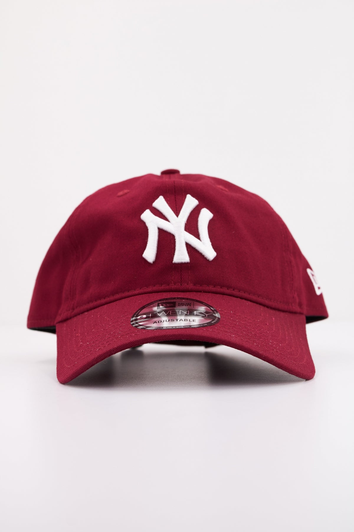 NEW ERA NOS LEAGUE ESS en color ROJO  (1)