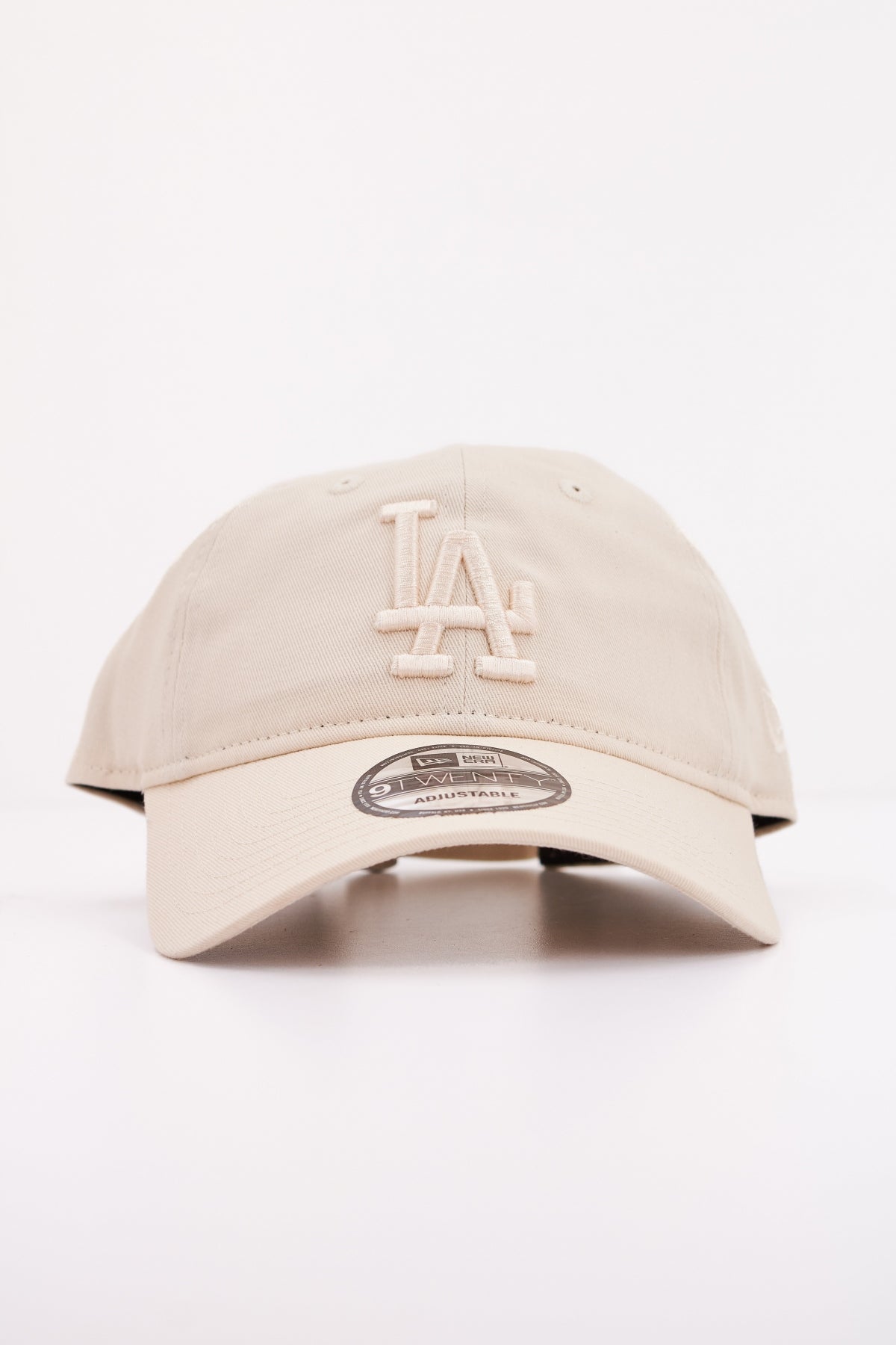 NEW ERA NOS LEAGUE ESS en color BEIS  (1)