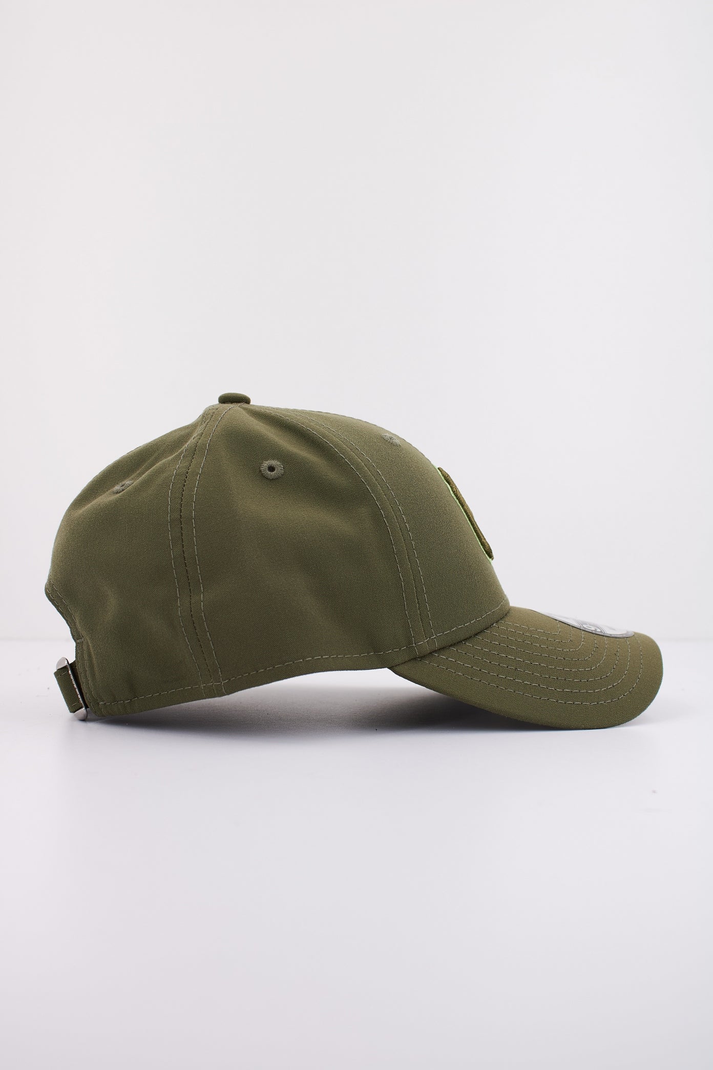 NEW ERA REPREVE OUTLINE FO OSFM en color VERDE  (2)