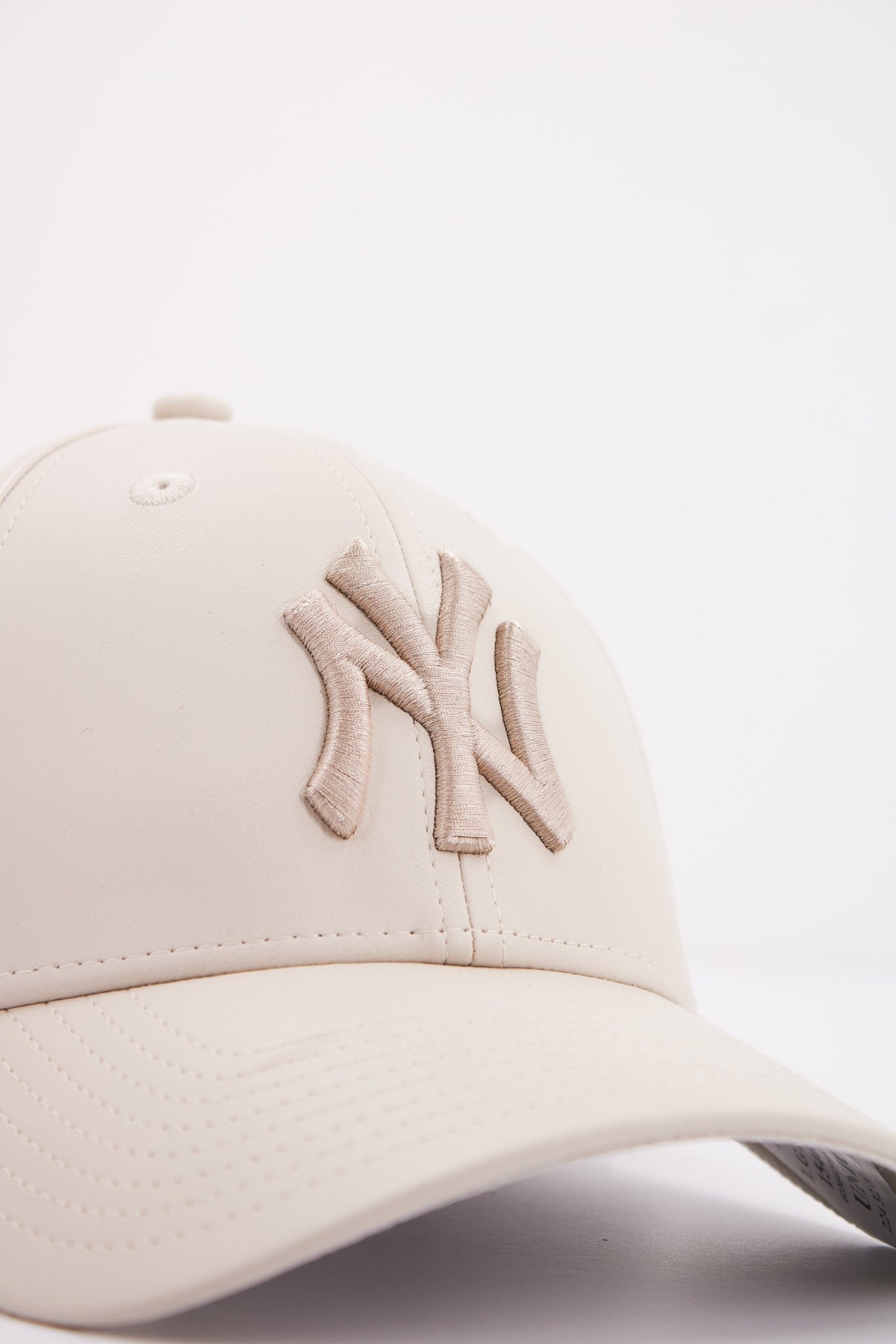 NEW ERA  en color BEIS  (4)