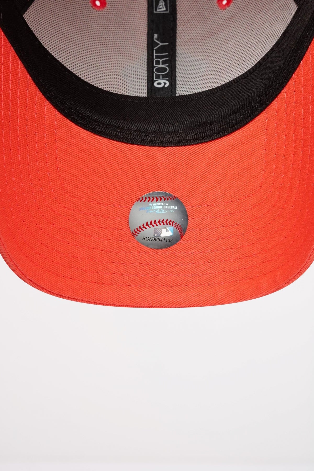 NEW ERA  NEW YORK YANKEES TEAM OUTLINE FORTY en color ROSA  (5)