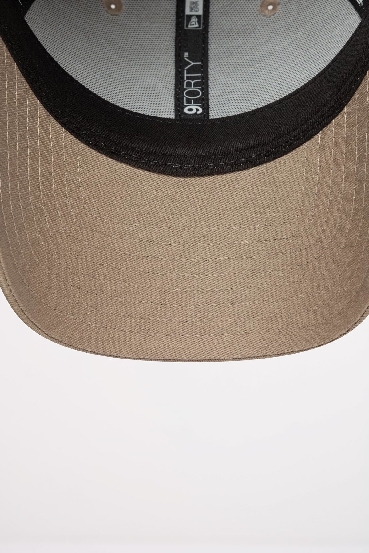 NEW ERA NEW YORK YANKEES MLB OUTLINE FORTY en color BEIS  (5)