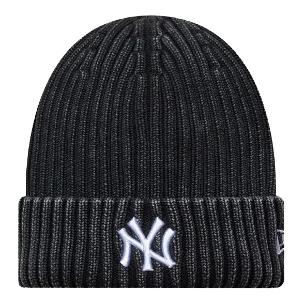 NEW ERA MLB WASHED BEANIE NEYYAN en color NEGRO  (3)