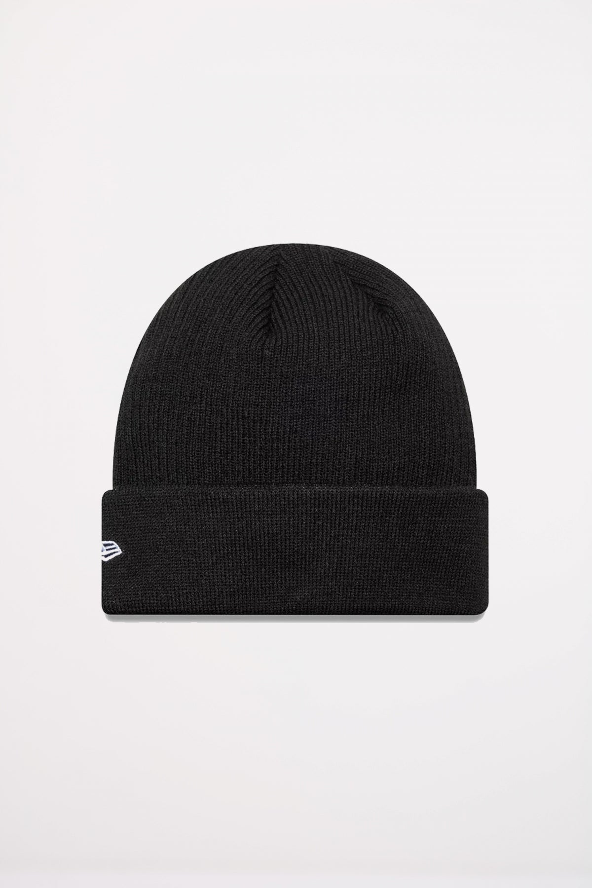 NEW ERA METALLIC BEANIE LASRAI en color NEGRO  (2)