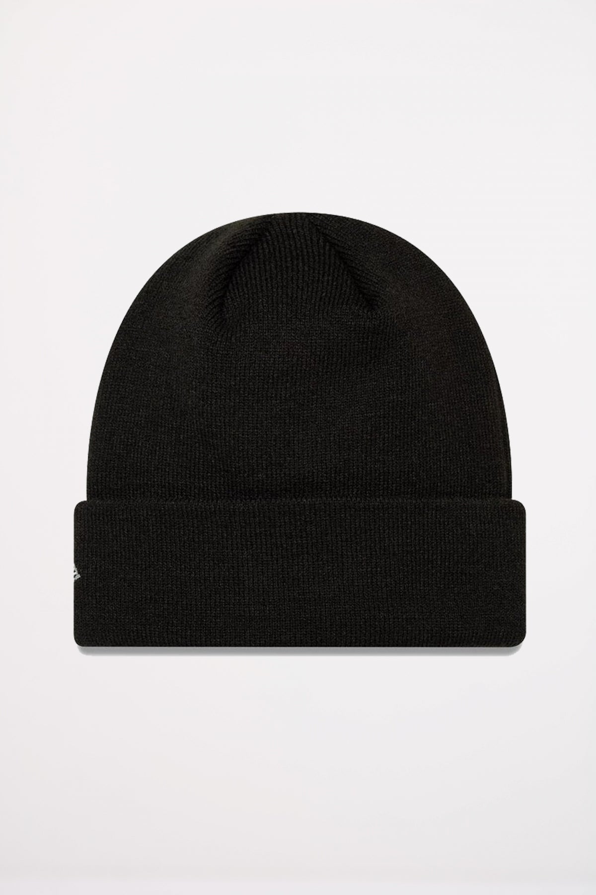 NEW ERA METALLIC BEANIE NEYYAN en color NEGRO  (2)