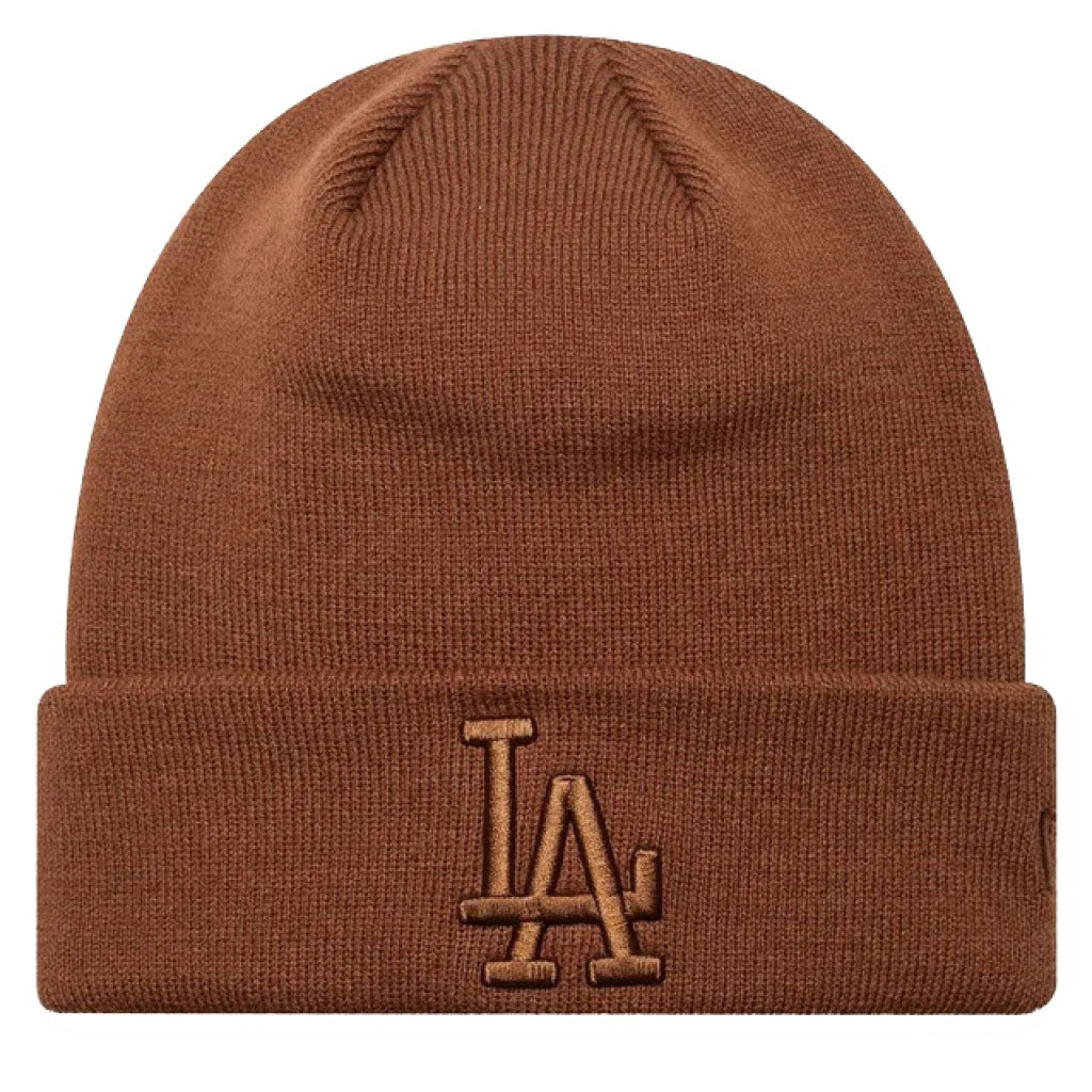 NEW ERA LEAGUE ESSENTIAL BEANIE en color MARRON  (3)
