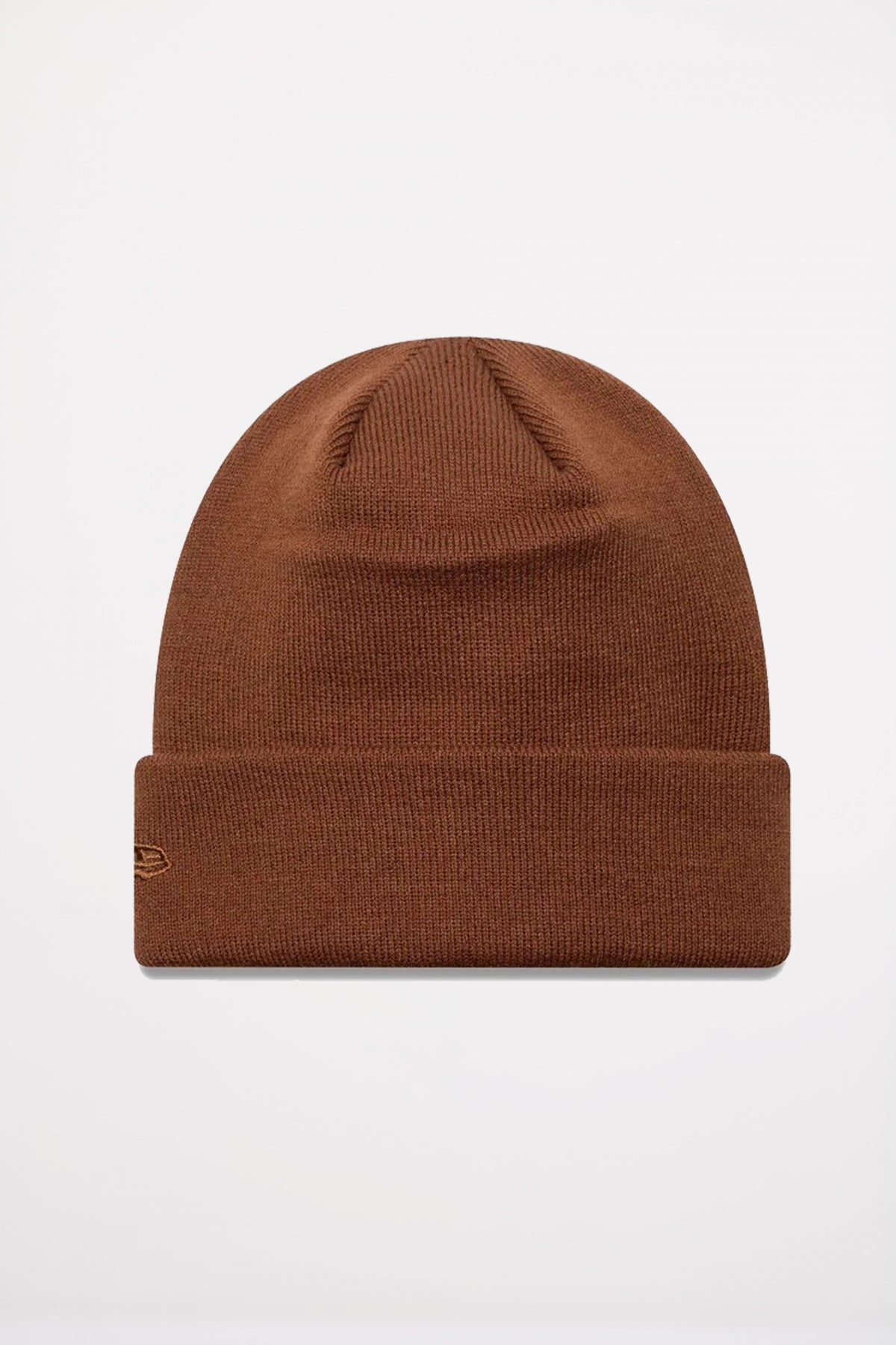 NEW ERA LEAGUE ESSENTIAL BEANIE en color MARRON  (2)