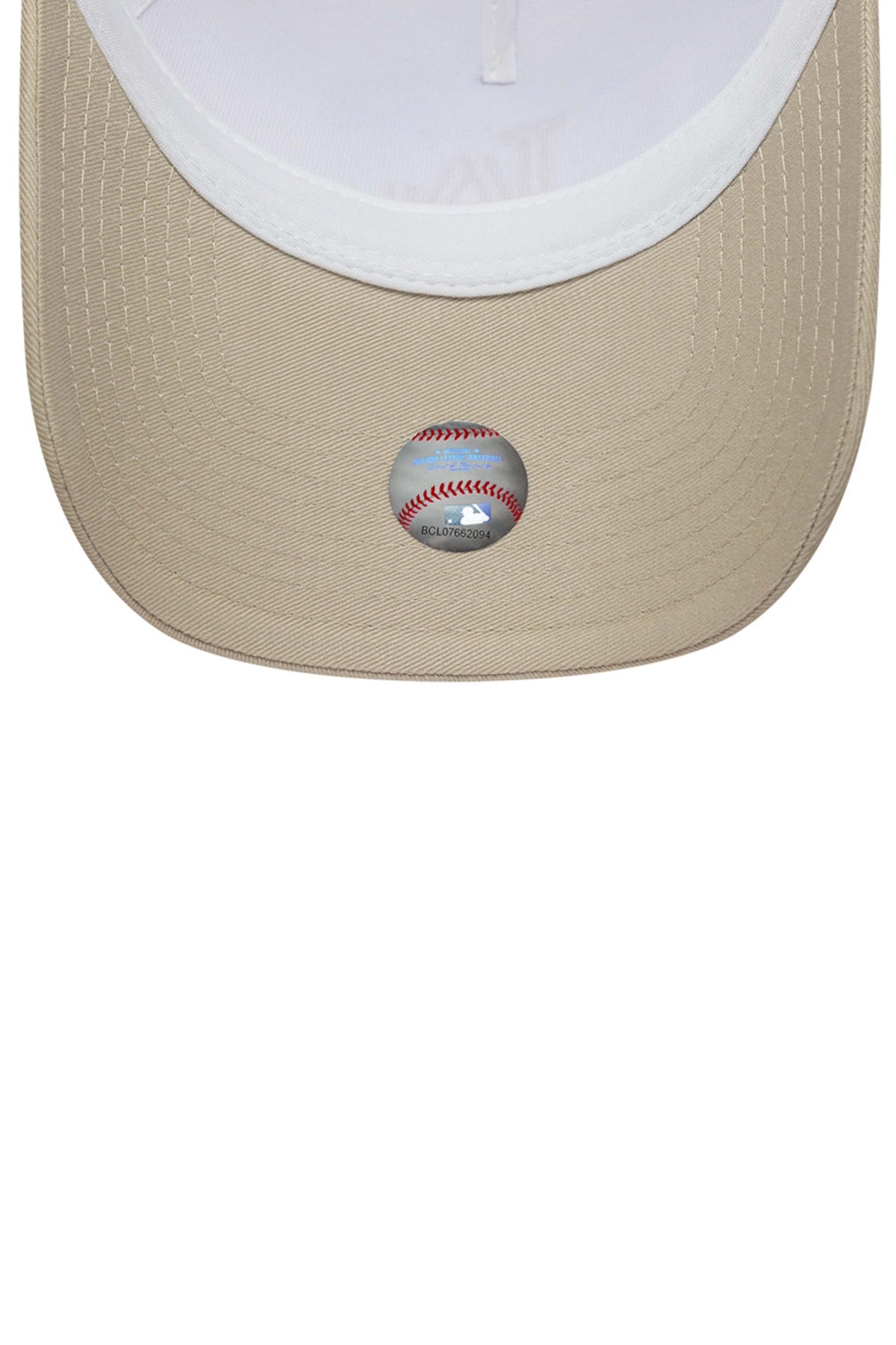 NEW ERA TRUCKER LOSDOD  STNWHI en color BEIS  (4)